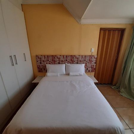 Angels Guesthouse เฮซีวิว ภายนอก รูปภาพ